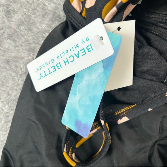 Beach Betty Slimming Control Cut Out Tie-Front One Piece Swimsuit Animal Sz 2X - Picture 15 of 16